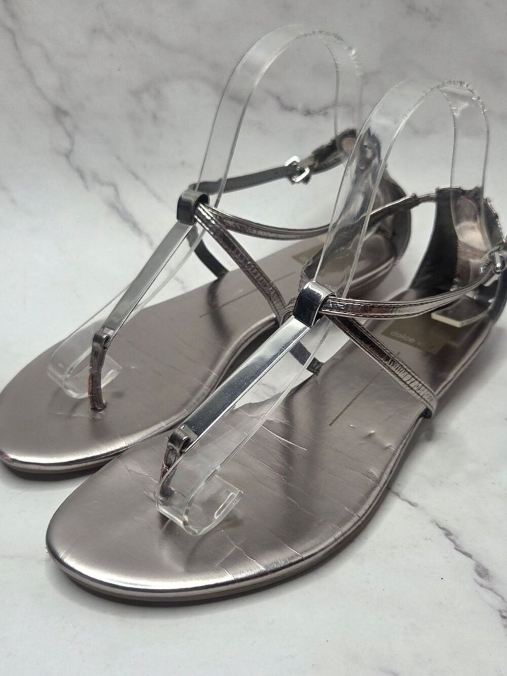 Dolce Vita Metallic Silver Sandals Toe-Post Summer Women's 7